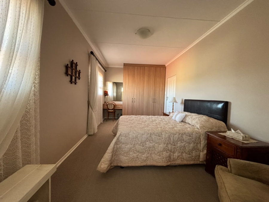 4 Bedroom Property for Sale in Diaz Beach Western Cape